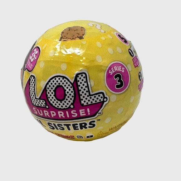 LOL Surprise Lil Sisters Series 3 Doll Sugar Queen Or Cosmic Queen Gold Ball - Picture 5 of 10